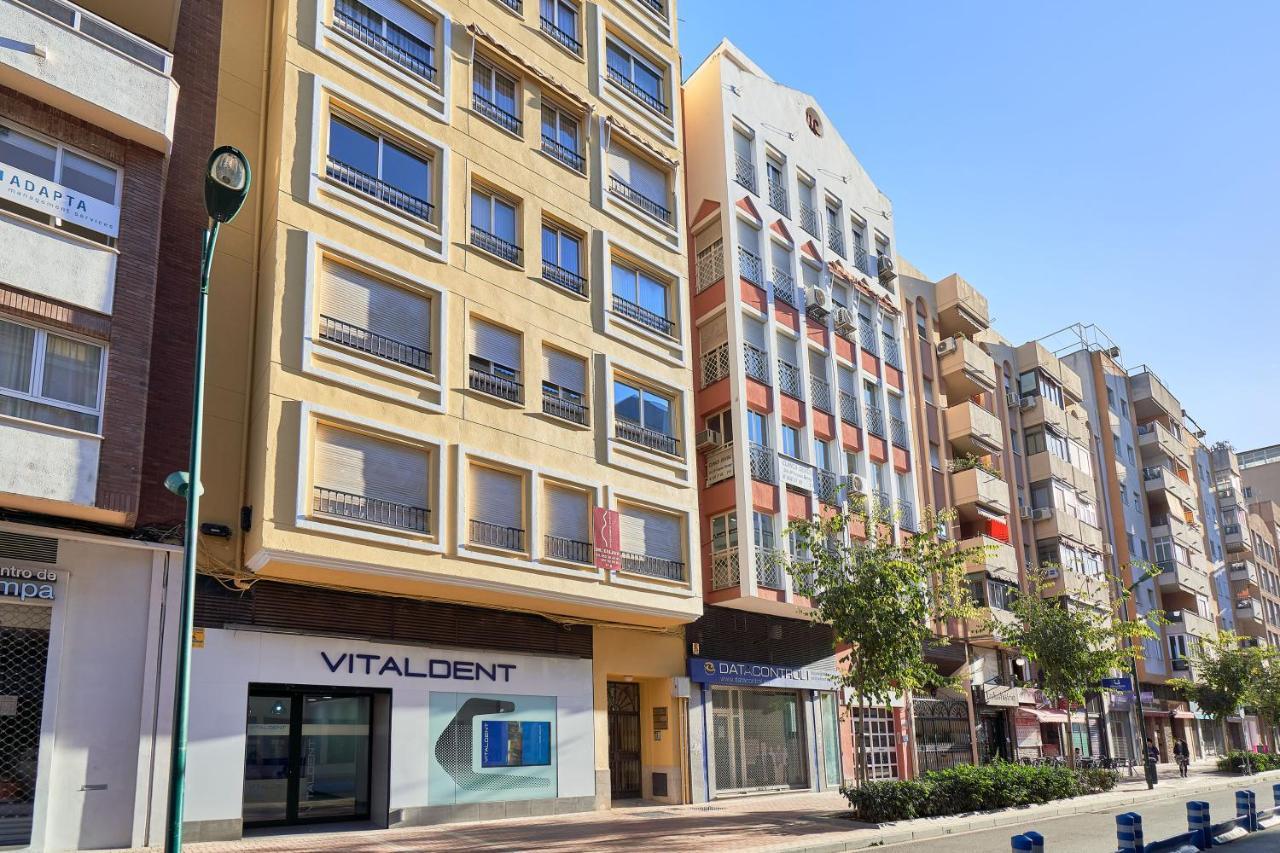 Apartamento 3 Dormitorios Centrico - Parking Incluido Málaga Eksteriør billede