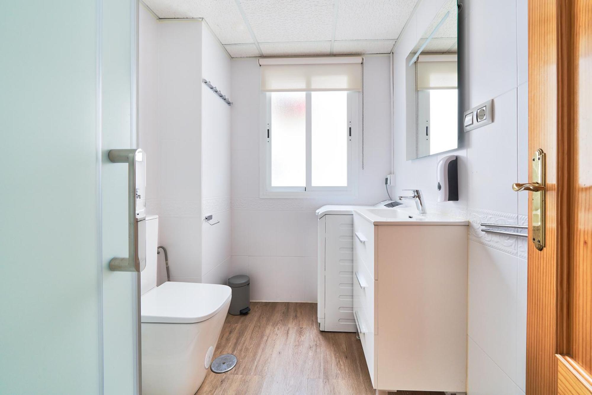 Apartamento 3 Dormitorios Centrico - Parking Incluido Málaga Eksteriør billede